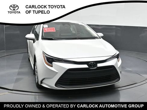 Used 2026 Toyota Corolla LE FWD image 7