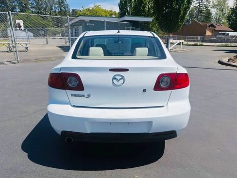 Used 2006 MAZDA MAZDA3 I FWD image 4