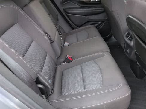 Used 2024 GMC Terrain SLE AWD/4WD image 20