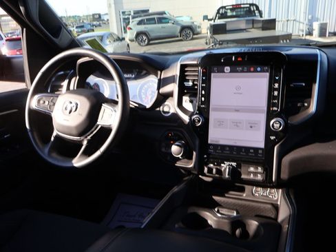 Used 2024 RAM 1500 Big Horn AWD/4WD image 13