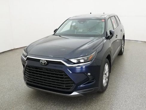 New 2026 Toyota Grand Highlander Limited image 16