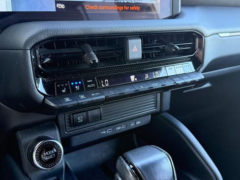 Used 2024 Toyota Land Cruiser image 18