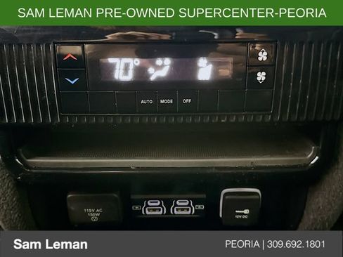 Used 2023 Jeep Wagoneer Series II AWD/4WD image 25