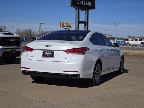 Used 2017 Genesis G80 3.8 w/ Option Group 02 image 7