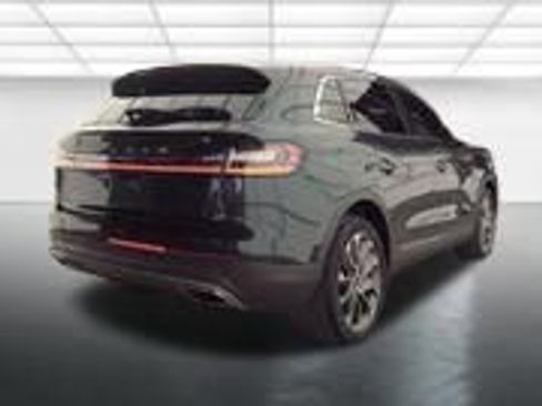 Used 2022 Lincoln Nautilus Reserve AWD/4WD image 16