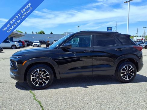 Used 2024 Chevrolet TrailBlazer LT FWD image 9