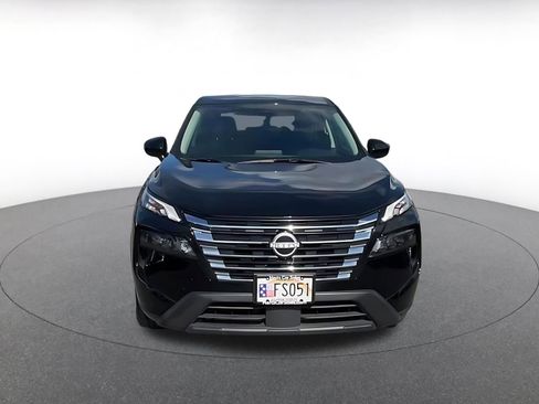 Used 2025 Nissan Rogue SV AWD/4WD image 4