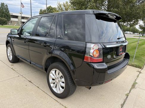 Used 2015 Land Rover LR2 AWD/4WD image 7