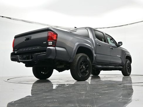 Used 2022 Toyota Tacoma SR5 image 39