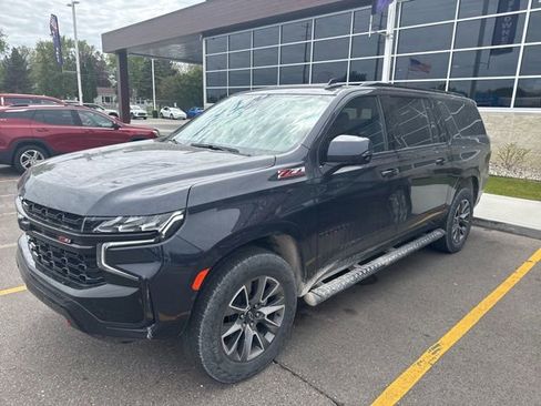 Used 2023 Chevrolet Suburban Z71 w/ Luxury Package AWD/4WD image 1