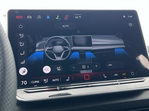New 2026 Volkswagen GTI SE FWD image 15