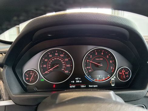 Used 2017 BMW 440i Convertible RWD image 15