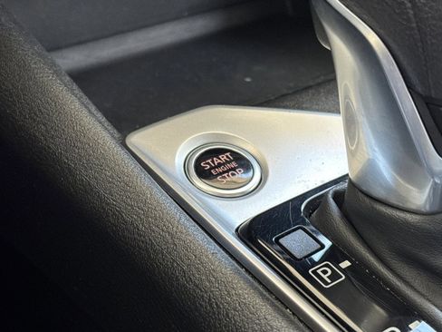 Used 2025 Nissan Altima 2.5 SV image 32