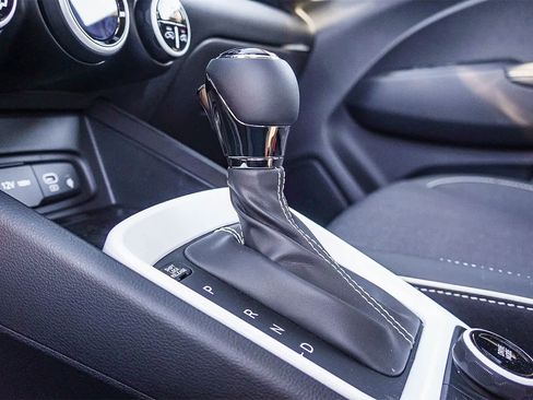 New 2026 Hyundai Venue SEL image 27