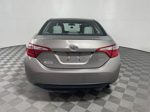 Used 2016 Toyota Corolla LE FWD image 6