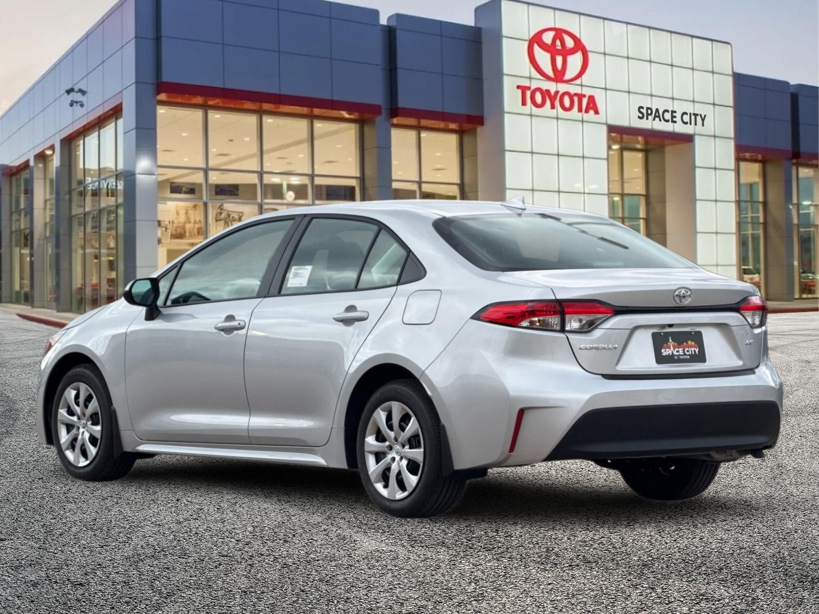 New 2027 Toyota Corolla LE FWD image 4