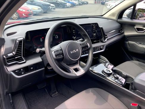 Used 2023 Kia Sportage LX AWD/4WD image 15