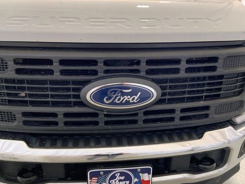 Used 2025 Ford F350 XL w/ XL Driver Assist Package AWD/4WD image 27