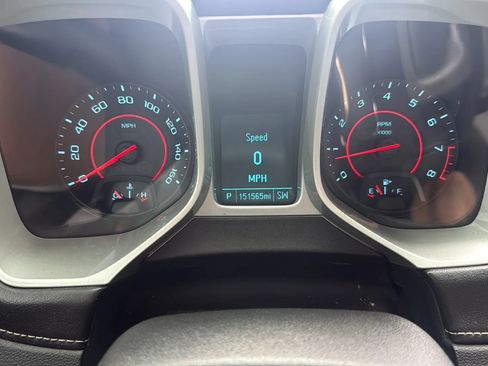Used 2015 Chevrolet Camaro LT RWD image 12