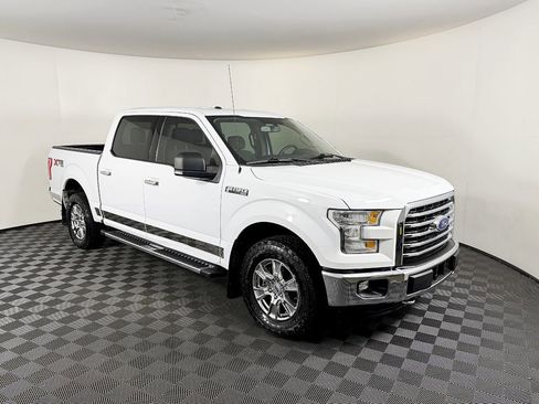 Used 2017 Ford F150 XLT w/ Equipment Group 302A Luxury image 5