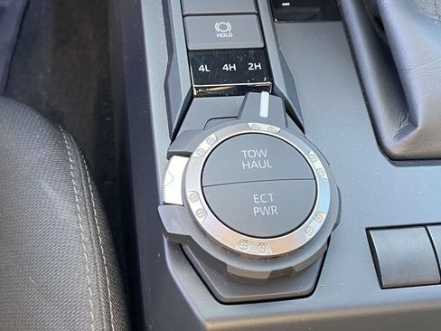 Used 2024 Toyota Tacoma SR5 AWD/4WD image 27