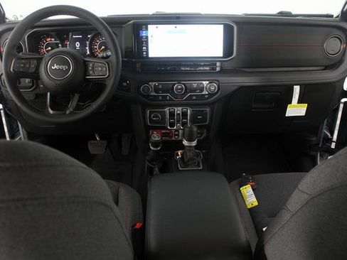 New 2026 Jeep Wrangler Unlimited Rubicon image 9