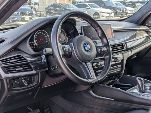 Used 2018 BMW X5 M w/ Executive Package image 9