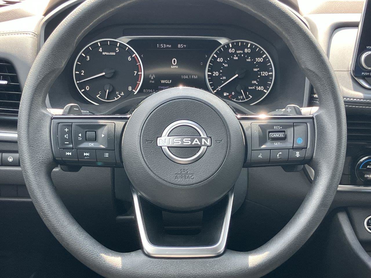 Used 2022 Nissan Rogue SV FWD image 18