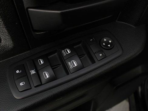 Used 2019 RAM 1500 Tradesman w/ Chrome Plus Package image 13