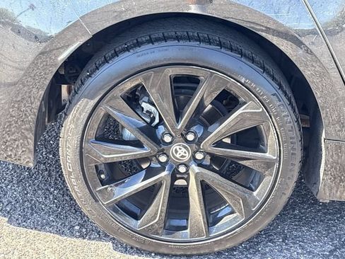 Used 2022 Toyota Corolla SE w/ Carpet Mat Package (TMS) FWD image 9