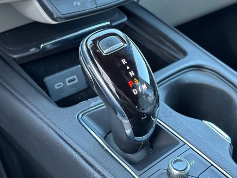 Certified 2023 Cadillac XT4 Premium Luxury image 21