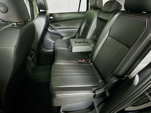 Used 2024 Volkswagen Tiguan Wolfsburg Edition image 25