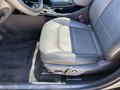 Used 2023 Kia Niro Wave w/ Wave Preserve Package FWD image 25