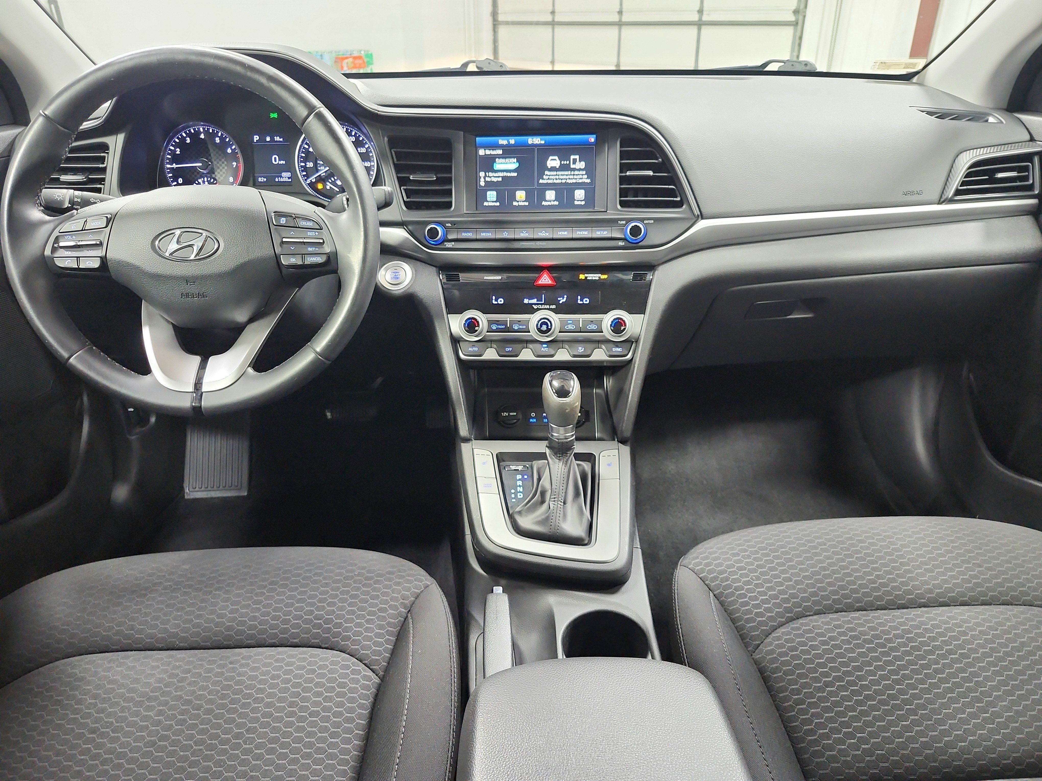 Used 2020 Hyundai Elantra Value Edition w/ Cargo Package (C1) FWD image 26