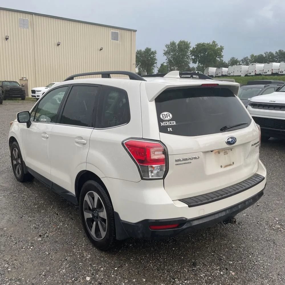 Used 2017 Subaru Forester 2.5i Limited w/ Protection Package #2 AWD/4WD image 5