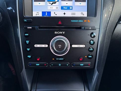 Used 2017 Ford Explorer Sport AWD/4WD image 22