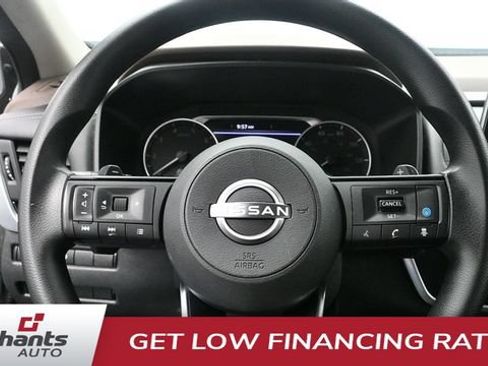 Used 2023 Nissan Rogue SV AWD/4WD image 14