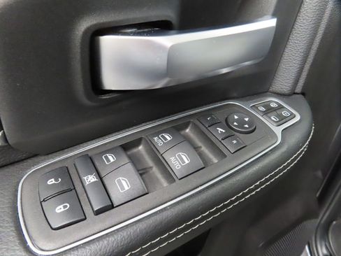 Used 2024 RAM 2500 Big Horn AWD/4WD image 57