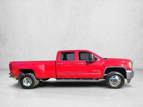 Used 2015 GMC Sierra 3500 SLT w/ Duramax Plus Package image 4