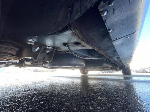 Used 2008 Chrysler Town & Country Touring image 12