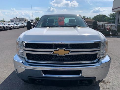 Used 2012 Chevrolet Silverado 2500 W/T RWD image 2