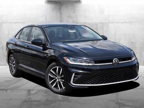 New 2026 Volkswagen Jetta SE FWD image 2