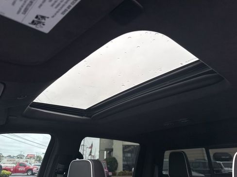 Used 2025 GMC Sierra 1500 AT4X image 41