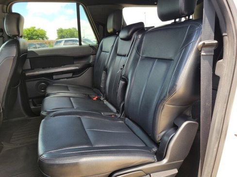 Used 2019 Ford Expedition Max XLT RWD image 23