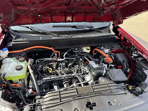 New 2026 Ford Maverick XLT AWD/4WD image 12