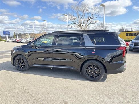 New 2026 Kia Carnival SX image 7