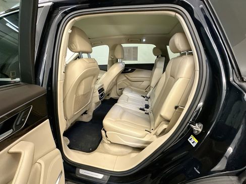 Used 2017 Audi Q7 3.0T Prestige AWD/4WD image 30