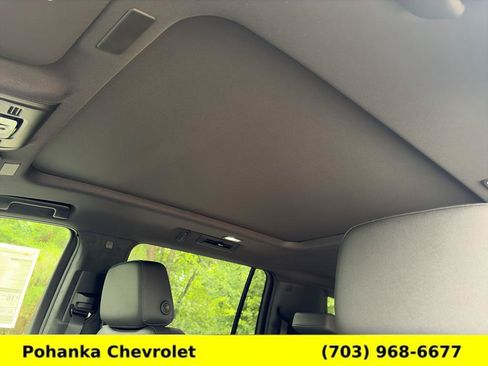 New 2026 Chevrolet Suburban Z71 w/ Comfort Package AWD/4WD image 20