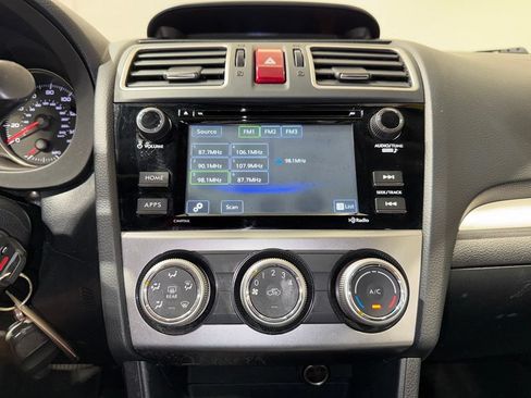 Used 2016 Subaru Crosstrek 2.0i Premium AWD/4WD image 25