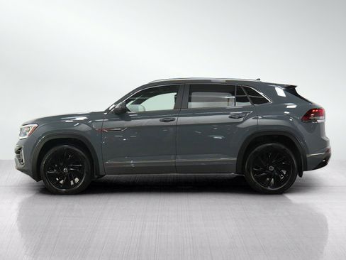 Used 2024 Volkswagen Atlas Cross Sport SEL R-Line AWD/4WD image 2